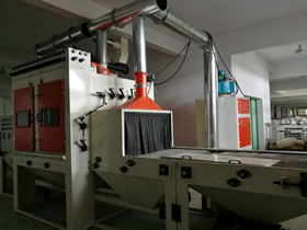 自動(dòng)輸送式噴砂機(jī)